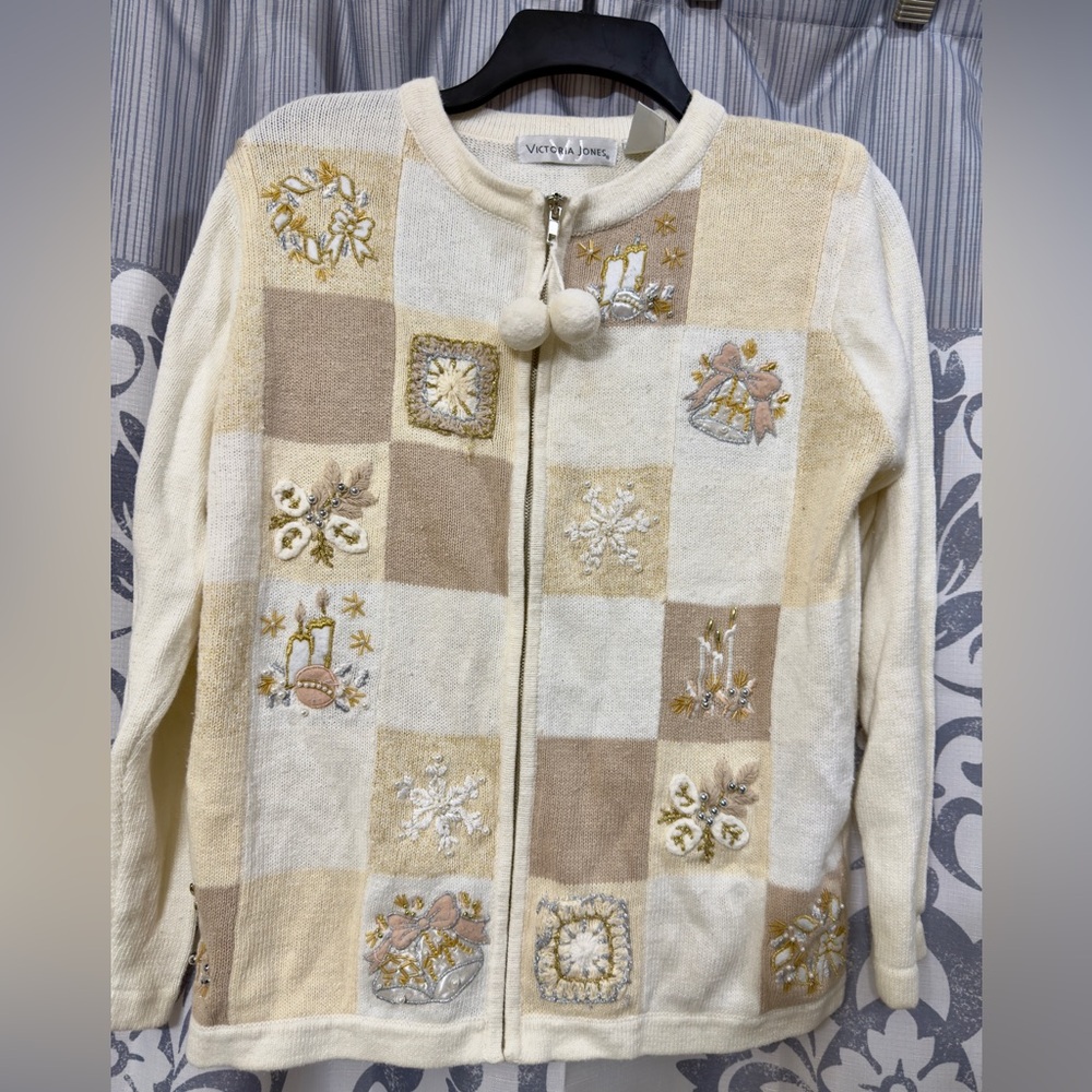 Vintage Victoria Jones Christmas Ornaments‎ Cottagecore Sweater Cardigan Size S